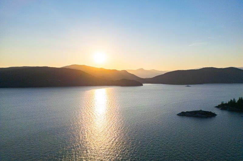 6224 St Georges Place West Vancouver 52