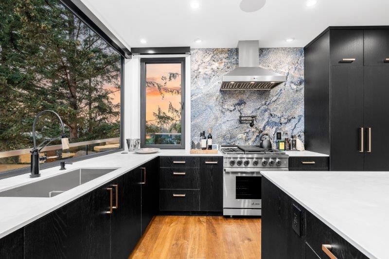 6224 St Georges Place West Vancouver Added 4