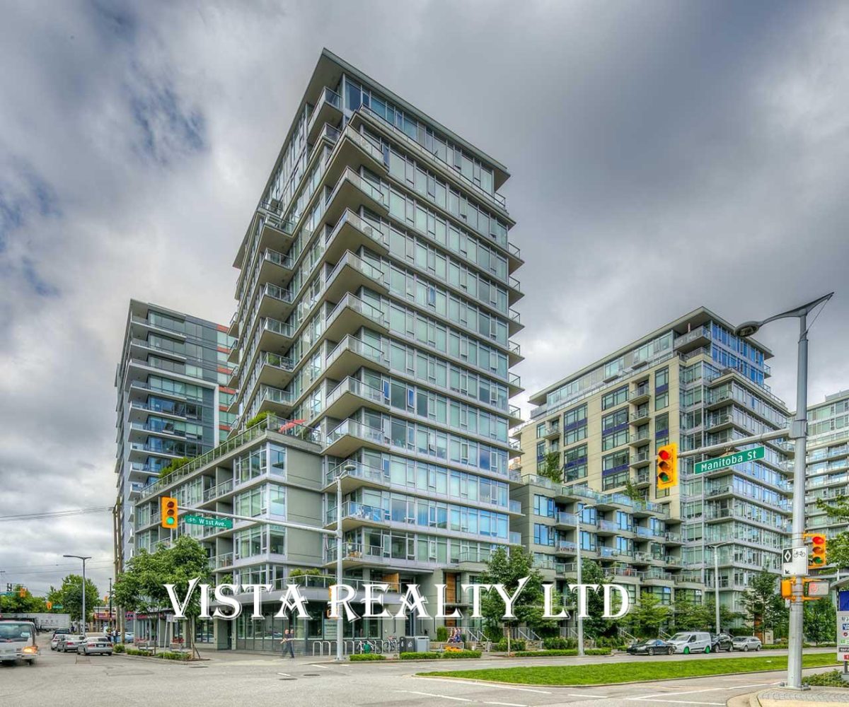 wall centre false creek vISTA
