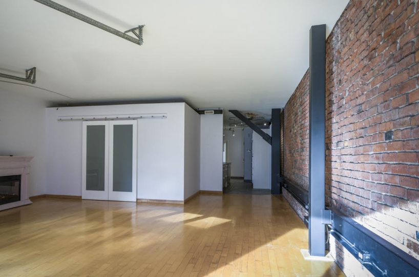 Lliving Room