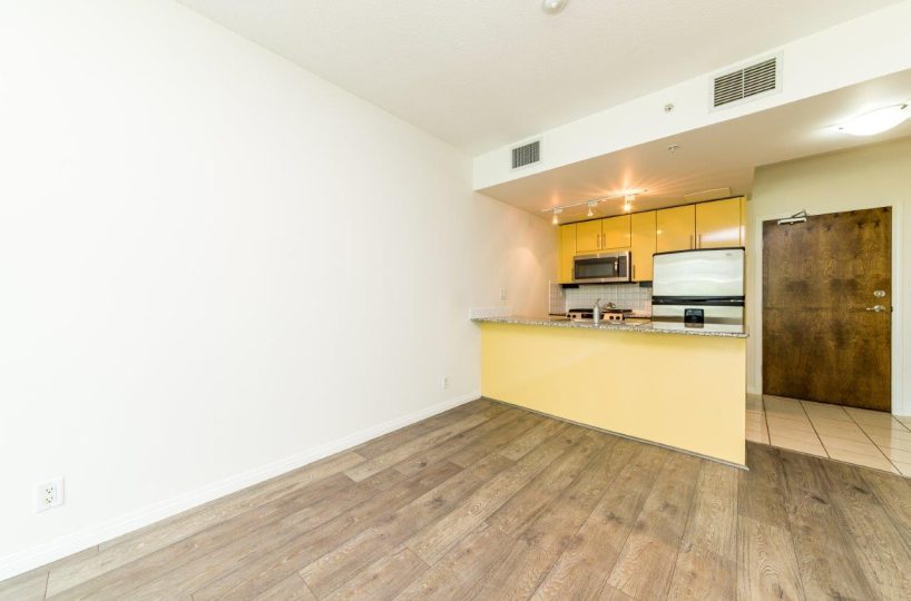 405 168eastesplanade 10