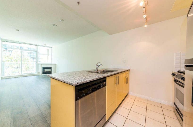 405 168eastesplanade 16