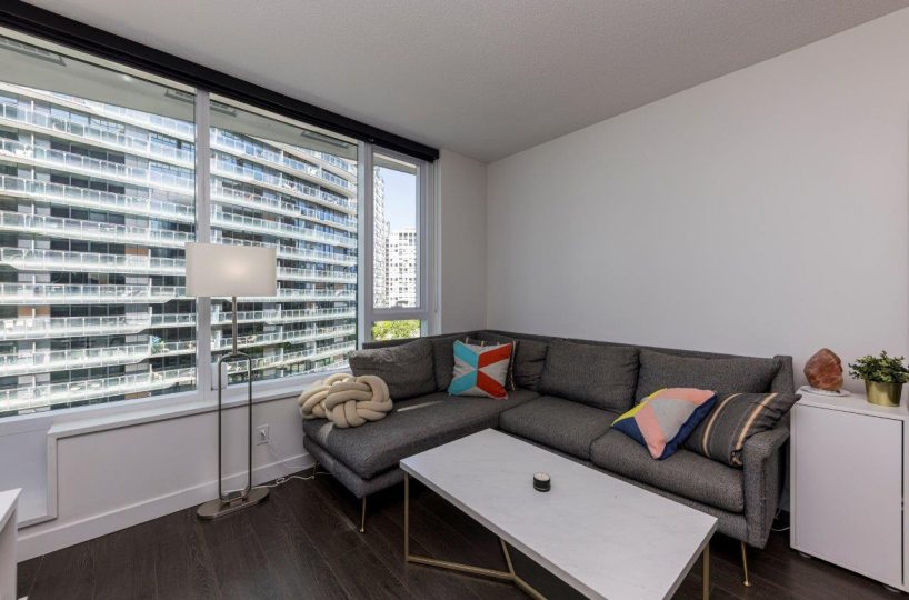 818 68smithe 11