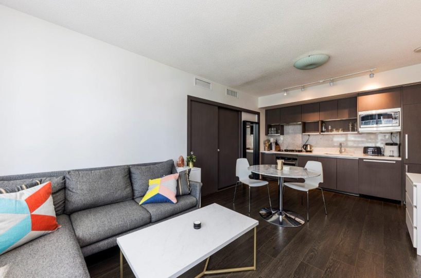 818 68smithe 12