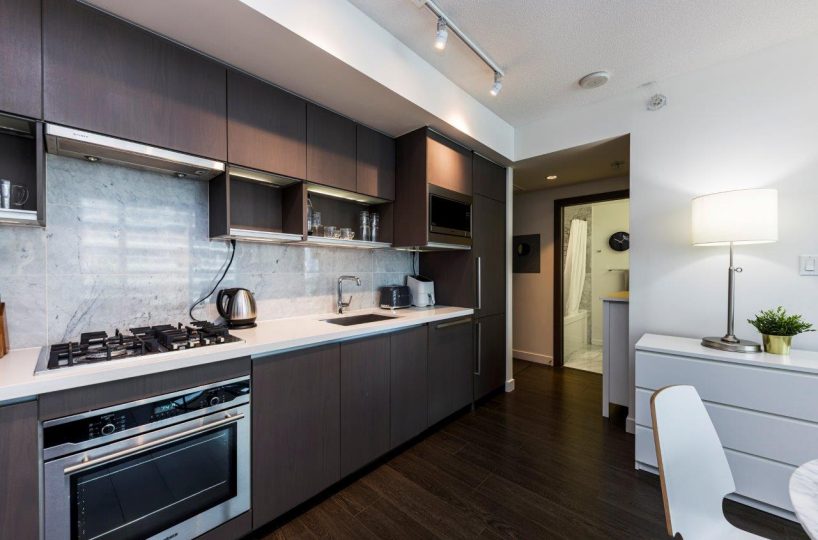 818 68smithe 16
