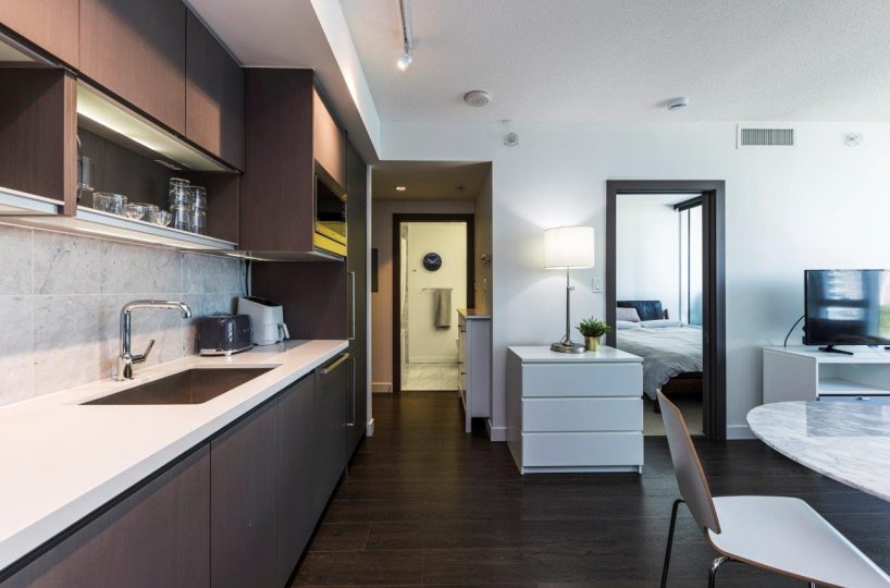 818 68smithe 17