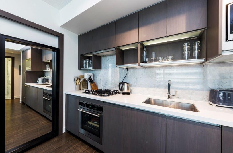 818 68smithe 19