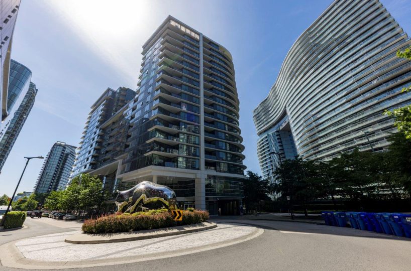 818 68smithe 29