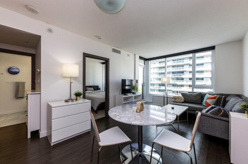 818 68smithe 4