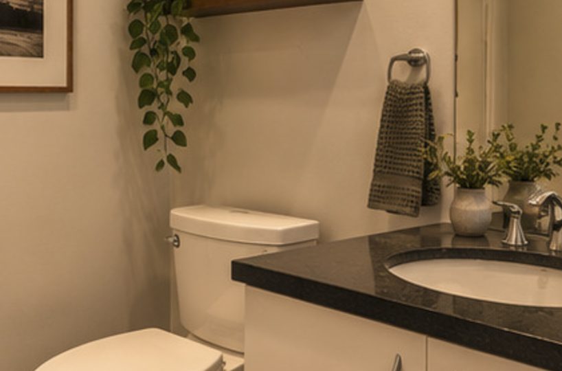 15 Ensuite Bath Room Vanityjpg